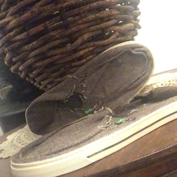 Men’s sanuk